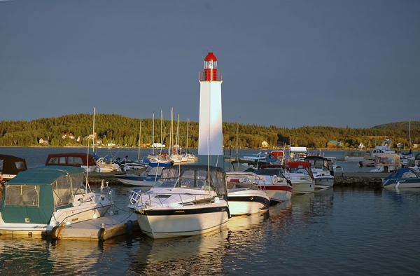 marinacabano hotels Chateau Fraser